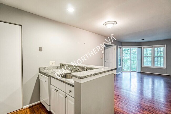 Building Photo - 11114 Beaver Trail Ct
