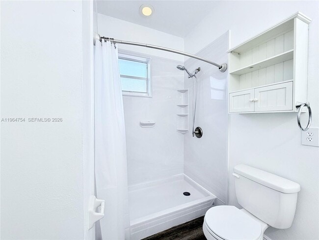 Building Photo - 792 NW 170th Terrace