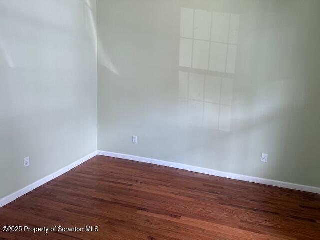 Building Photo - 4 Plum Pl