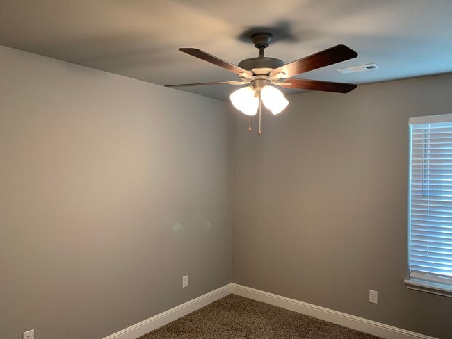 Building Photo - Beautiful 4 Bedroom Home for lease, Benton...