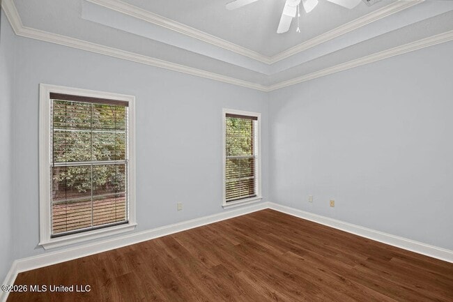 Building Photo - 102 Avery Forest