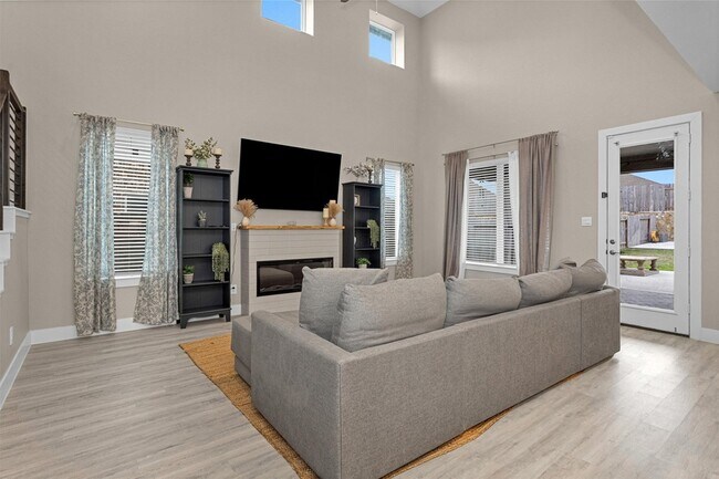 Building Photo - 14217 Savage River Ln