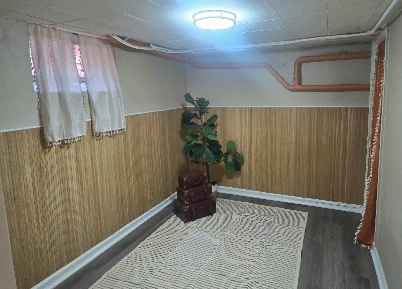 Building Photo - 753 Bellaire St