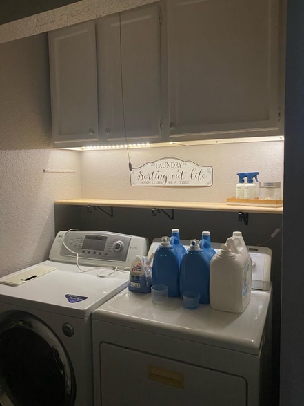 Building Photo - 2379 Briarwest Blvd