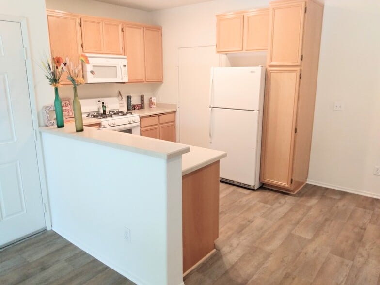 Kitchen - The Bungalows