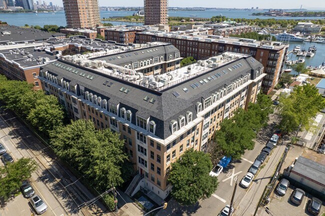 Building Photo - 149 Essex St