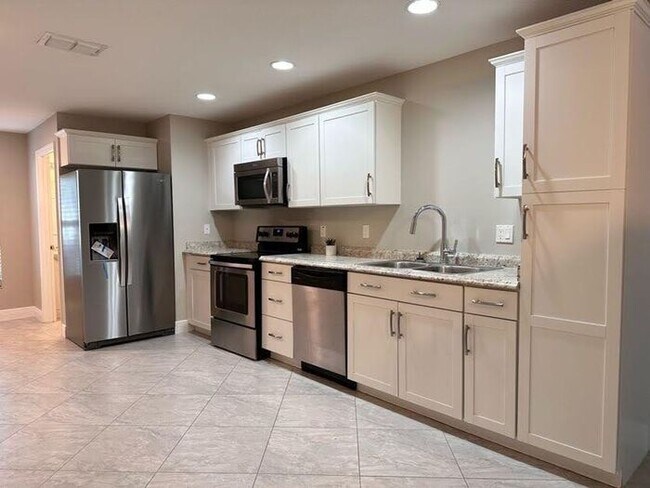 Building Photo - Spacious 2-Bed, 2.5- *** One Month FREE!!***