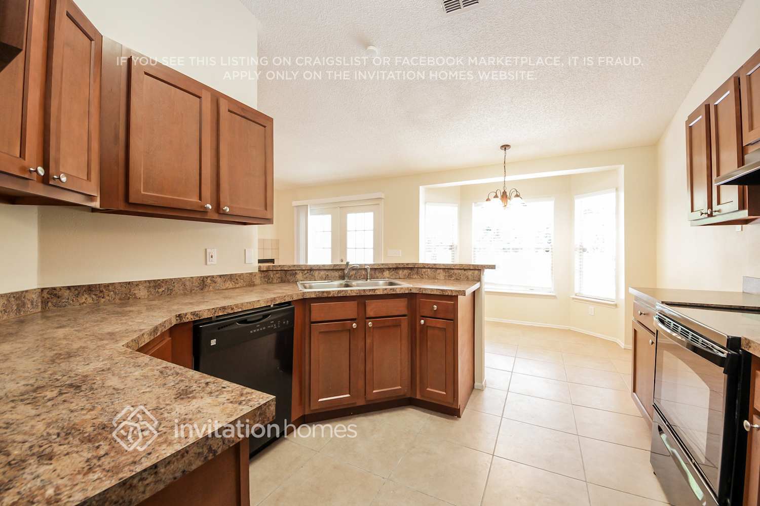 Building Photo - 7204 Lake Marsha Dr