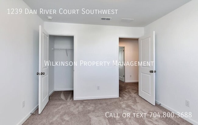 Building Photo - 1239 Dan River Ct SW
