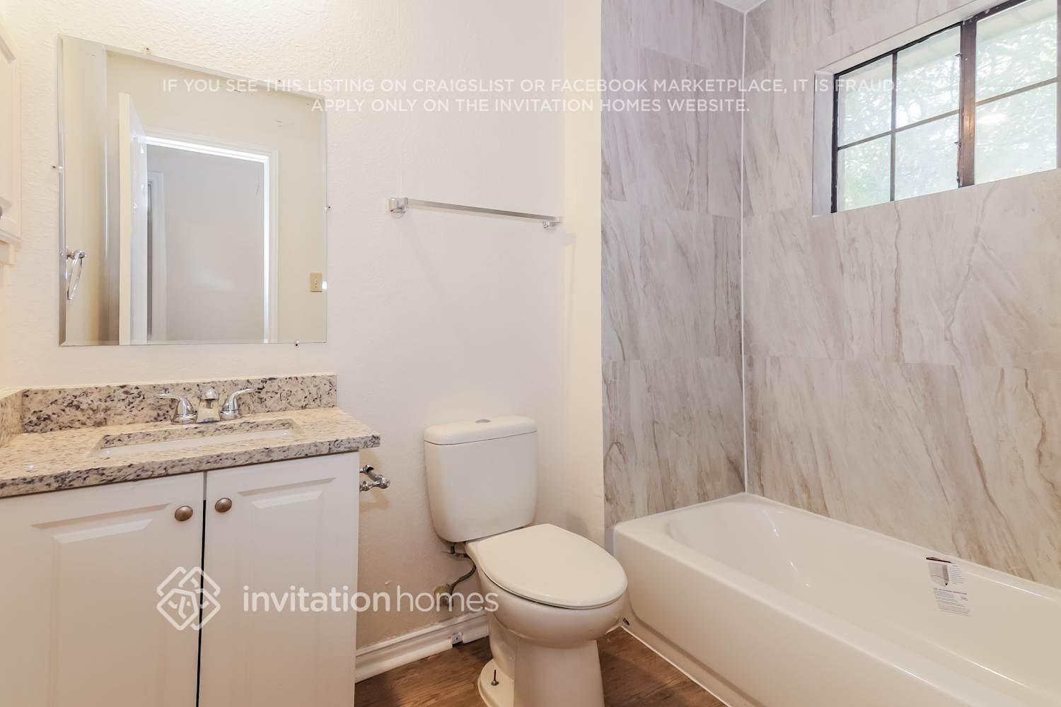 Building Photo - 727 Autumn Oaks Dr