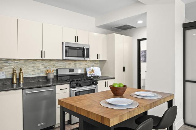 Building Photo - 1551 Fourth Ave