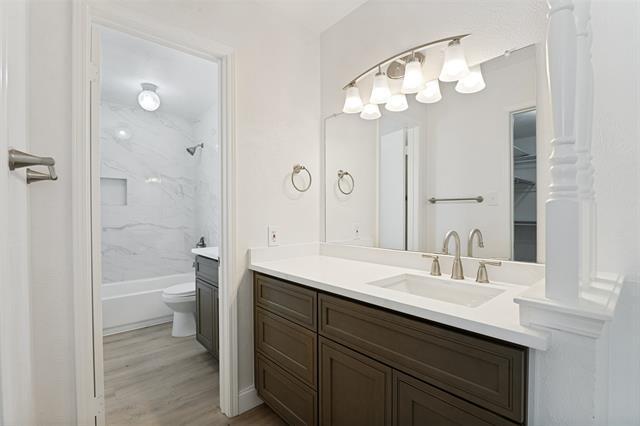 Building Photo - 4605 Horizon Dr