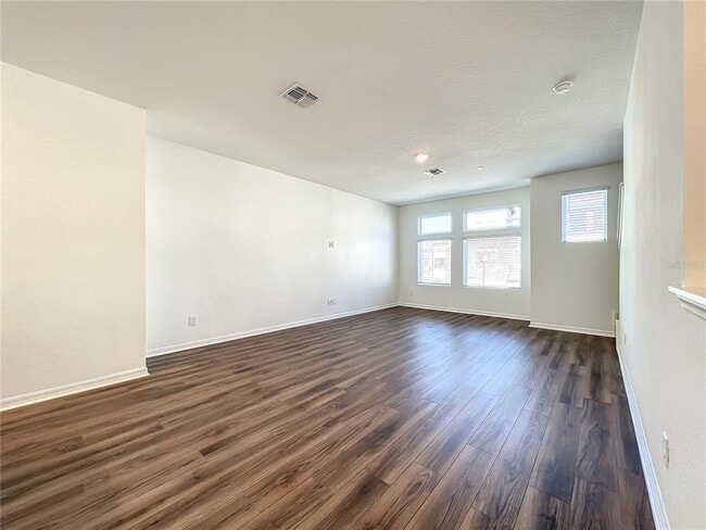 Building Photo - 12518 Willstatter Ave