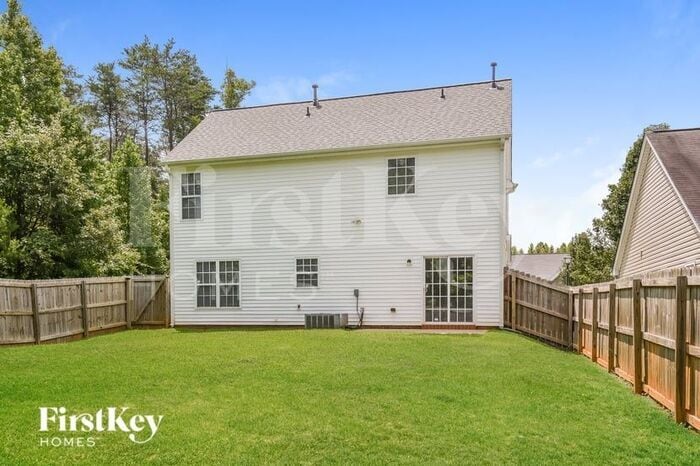 Building Photo - 6015 Trailshead Dr