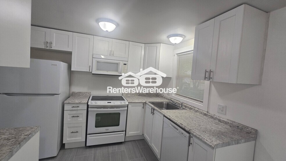 Building Photo - 5269 Long Green Ln