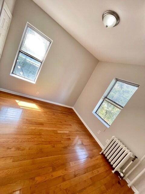 Building Photo - 26 Weldon St