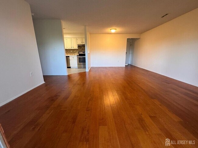 Building Photo - 815 Aspen Dr
