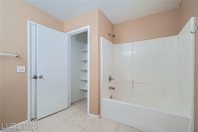 Building Photo - 3141 Diamond Crest Ln