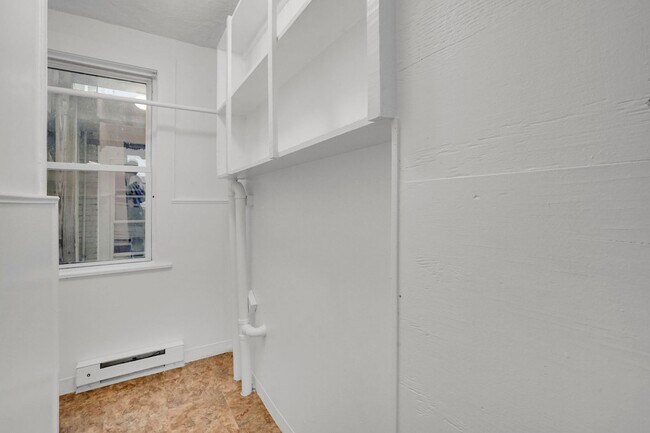 Building Photo - 51 Dwight St