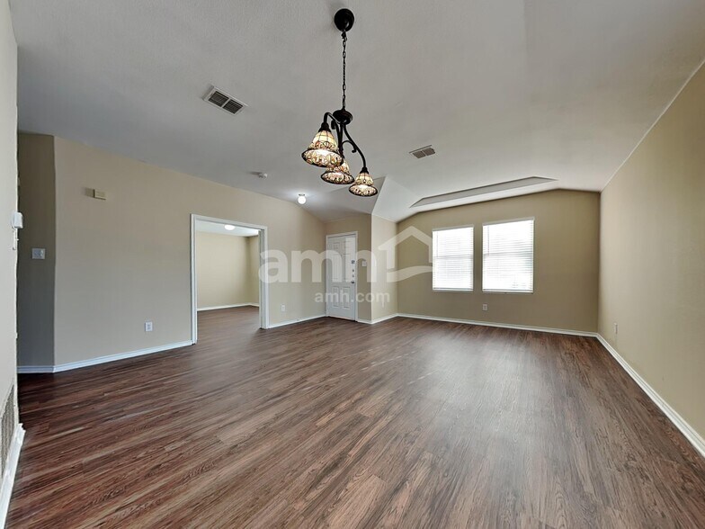 Building Photo - 101 Long Prairie Dr