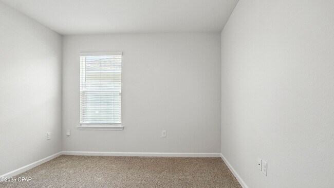 Building Photo - 6488 Slabinski Ln