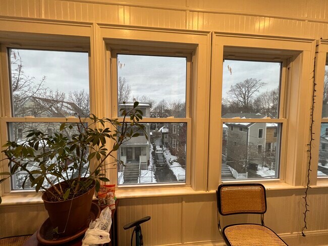 Building Photo - 42-44 Gorham St. Unit 3