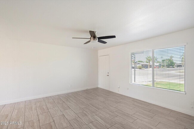 Building Photo - 3545 W Galveston St