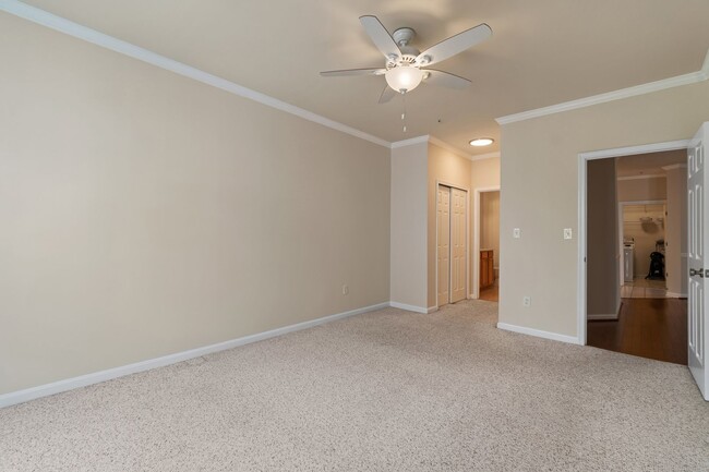 Building Photo - 3 bedroom CONDO in Annapolis.