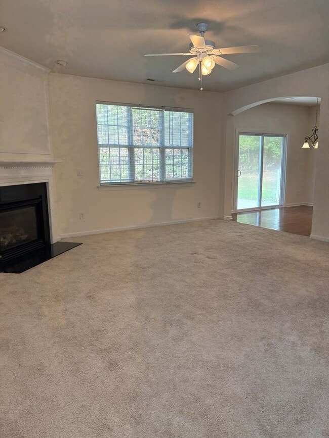 Building Photo - All you need and more in Millbridge!