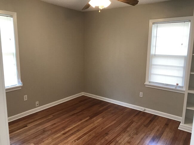 Building Photo - Pre Leasing for fall 2026! 3/2 in Tech Terrace