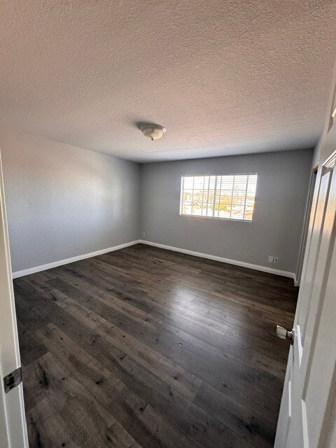 Building Photo - 14439 Rosecrans Ave