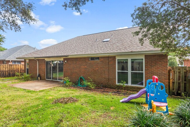 Building Photo - 4 bedroom in Bluewater Bay!