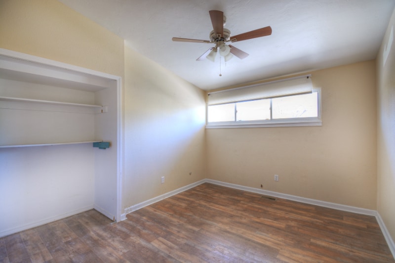 Building Photo - 1189 Panorama Dr