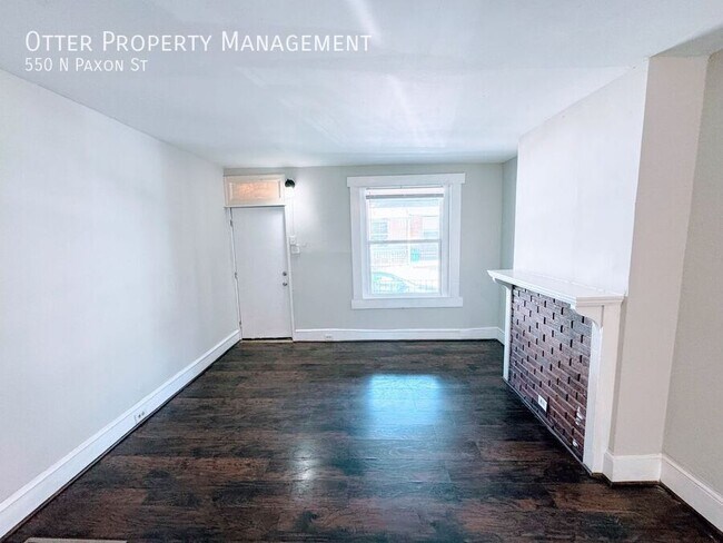 Building Photo - 550 N Paxon St