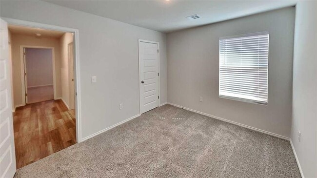 Building Photo - 6132 Holm Oak Rd