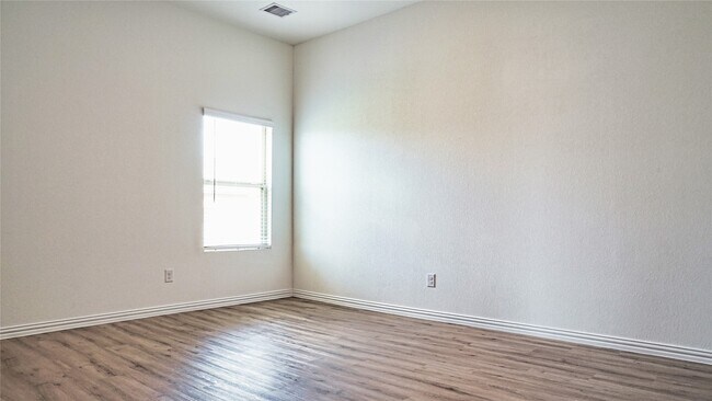 Building Photo - 3358 Avary River Ln