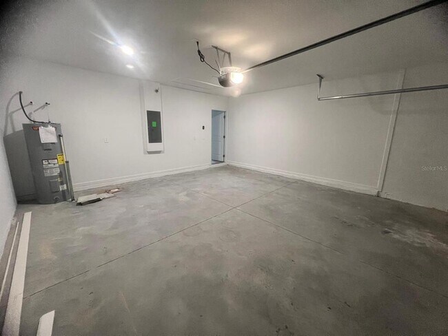 Building Photo - 4964 Worchester Dr