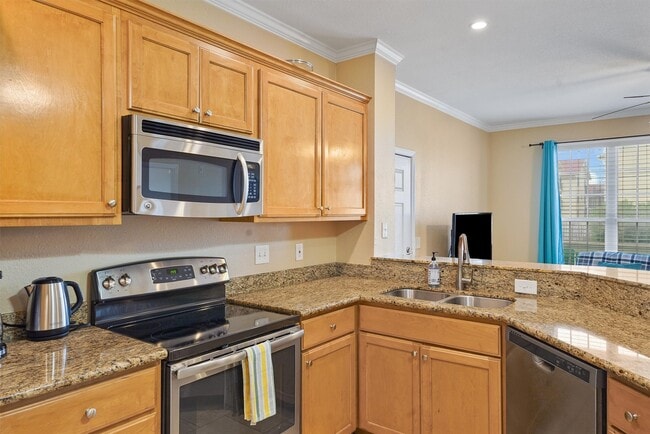 Building Photo - 7000 Seawall Blvd