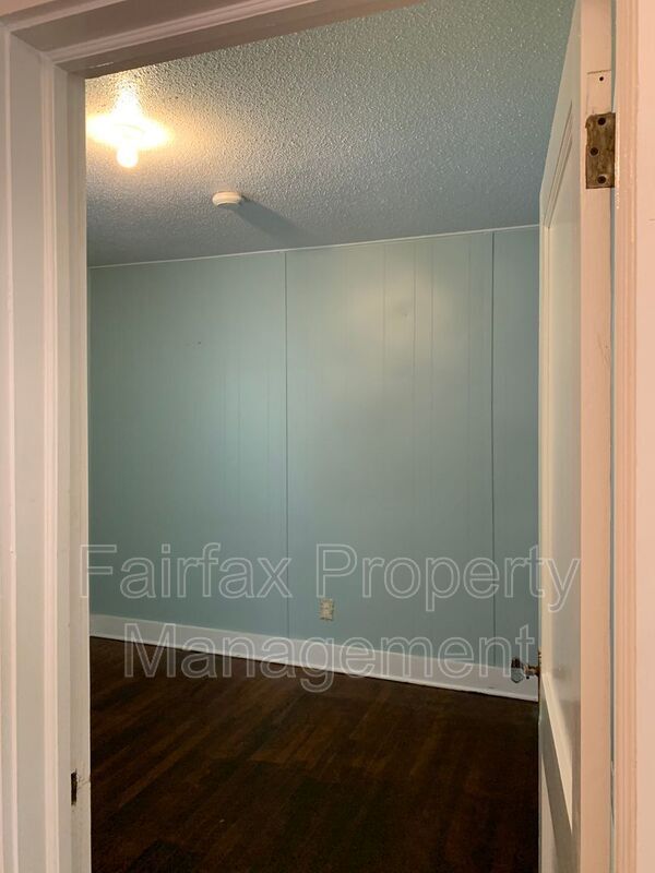 Building Photo - 315 Georgia Ave