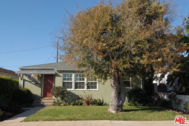 Building Photo - 11919 Tennessee Pl
