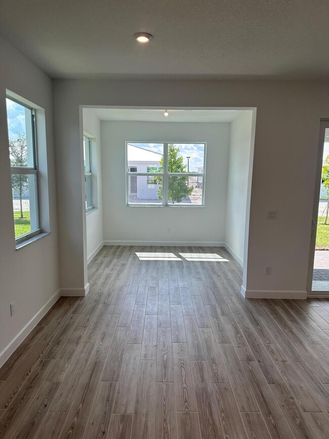 Building Photo - 12167 SW Viridian Blvd