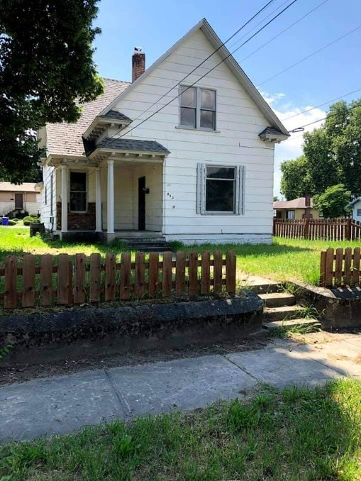 Building Photo - 802 10th Ave