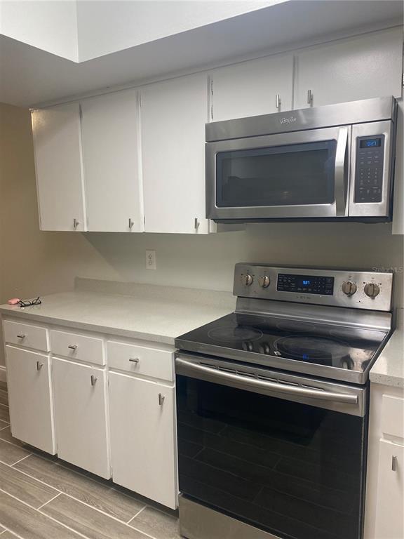 Building Photo - 1826 Foxhall Cir