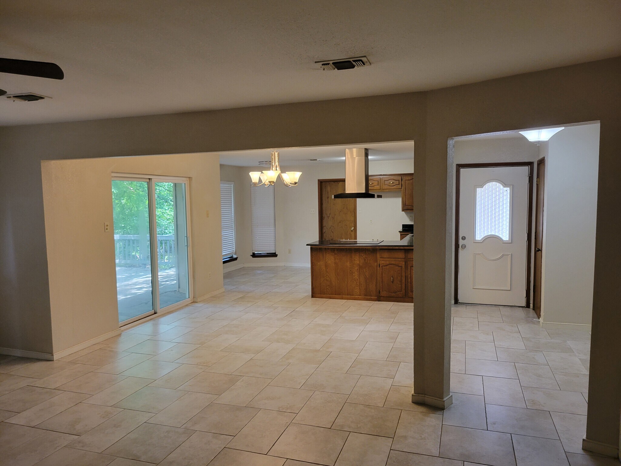 Door to back deck - 1546 Timbercreek Dr