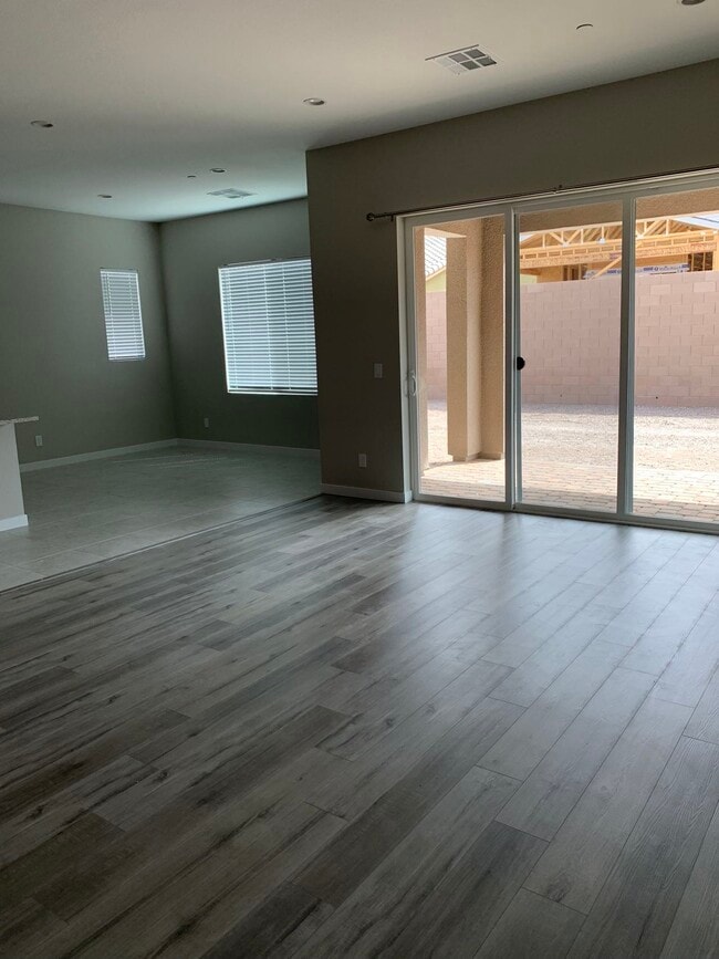 Building Photo - 598 Sandpiper Run Ln