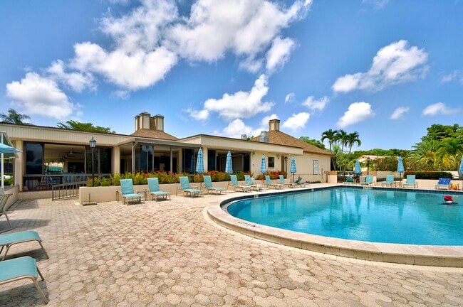 Building Photo - 5153 Oakhill Ln
