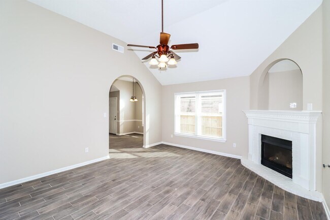 Building Photo - 9297 Chimneyrock Blvd.