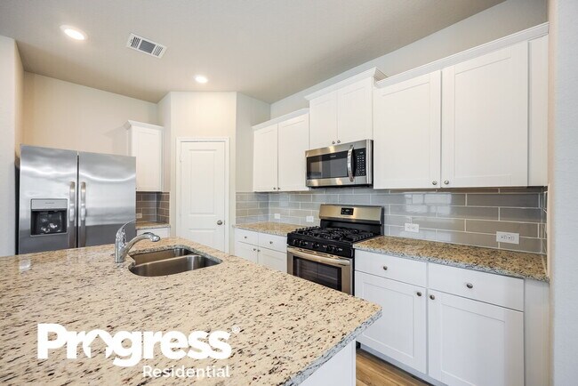 Building Photo - 4337 Southton Bed