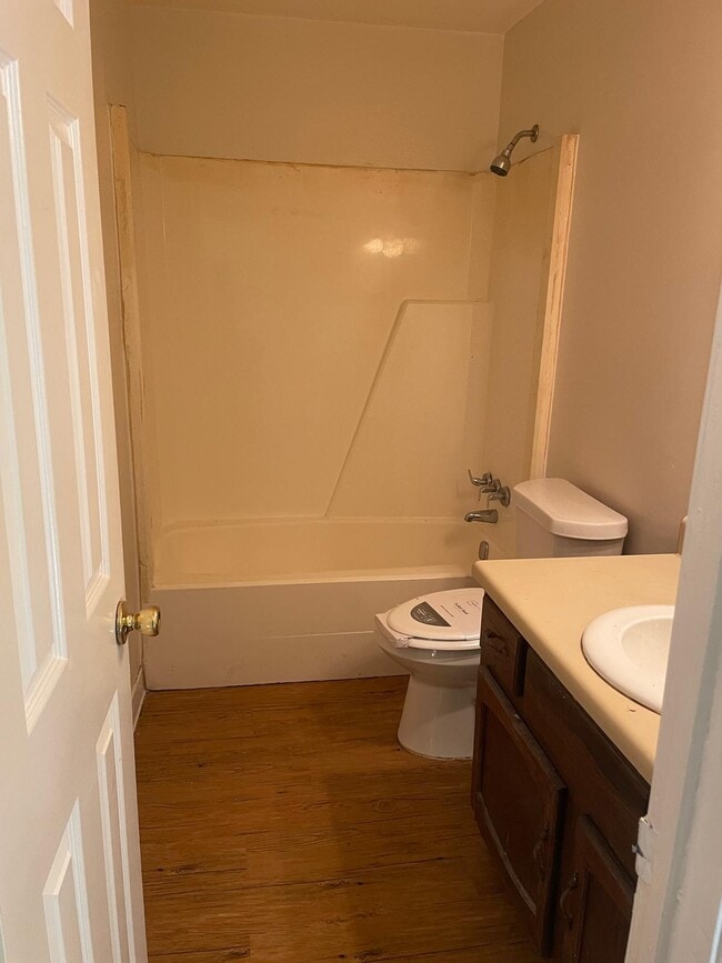 Building Photo - Conyers Duplex