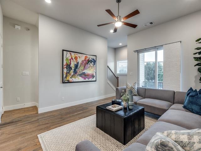 Building Photo - 1129 Manderly Ct